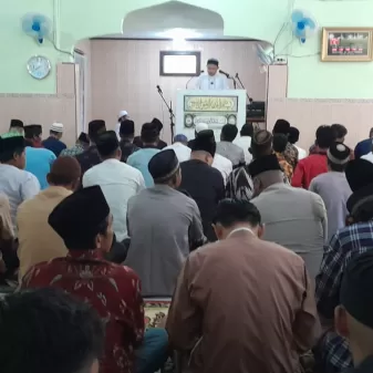 Pelaksanaan Sholat Idul Fitri 1 Syawal 1444 H Didesa Air Rusak Desa Simpang Tiga, Berjalan Hikmat