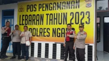 Kabag Ops Polres Ngada Periksa Pos Pam Dan Pos Yan Ketupat Turangga 2023