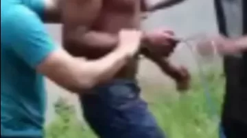 WahtsApp Nagekeo Mandiri Viral Video Seorang Pemuda Tangan Diikat Tanpa Baju