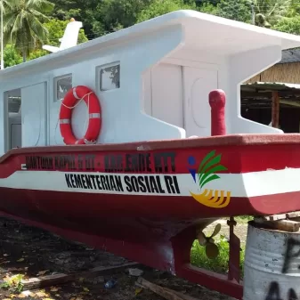 Minta Di Menteri Sosial, Bupati Ende Dapat 25 Kapal Tangkap Ikan Untuk Kelompok Nelayan