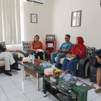 Beda Daton Minta RSUD SK Lerrik Kota Kupang , Jangan Elergi Terhadap Pengaduan Pasien