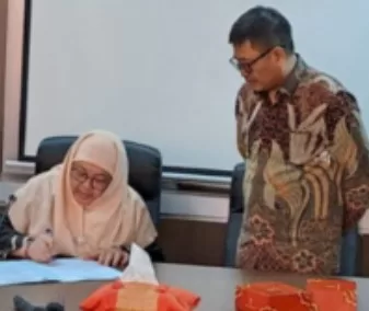 Hj Siti Chaerijah Aurijah, S.Pd., M.M Resmi Menjabat Sebagai Kadisdik Kota Depok