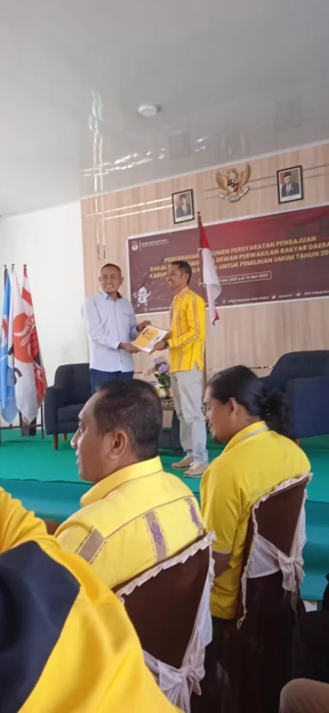 Resmi Daftar Bacaleg, Partai Golkar Sabu Raijua Terget Rebut Kursi Ketua DPRD