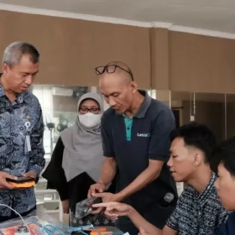 Ini Pesan Kadisnaker Depok Usai Pantau Peserta Pelatihan Komputer
