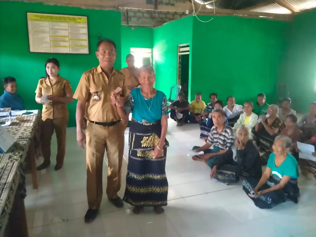 Pemerintah Desa Ramedue Salurkan BLT Kepada 36 KPM