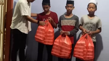 Ketua PAC PDIP Kabupaten Maros, Amalkan Keistimewaan Sedekah Subuh