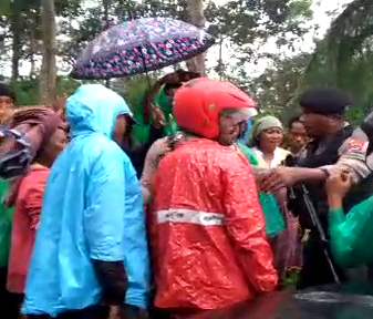 Manggarai : Tolak Pematokan Lahan Geothermal Ulumbu, Poco Leok Memanas