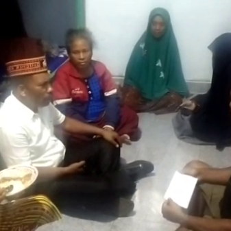 Wakil Bupati Manggarai Timur NTT Siprianus Habur Sapa ODGJ