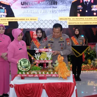 Polda Sulsel Gelar Acara Syukuran Hari Bhayangkara Ke-77