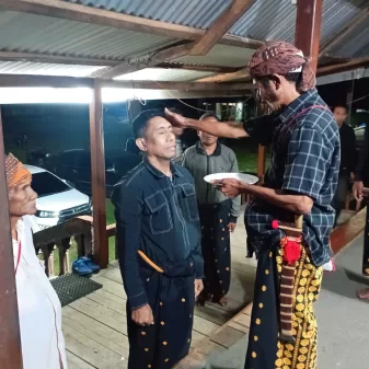 Temui Ketua Suku Nataia, Ini Ungkapan Hati Frans Aba