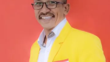 Abdikan Diri Untuk Masyarakat, Martontje Djada Tiri Maju Caleg Partai Golkar 