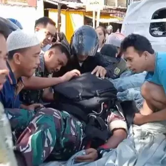 Prajurit Kopasgat Selamat Dalam Kecelakaan Terjun Payung Dengan Mendarat Darurat di Maros