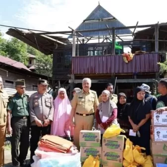 Bupati Pinrang Meninjau Lokasi Bencana di Beberapa Titik