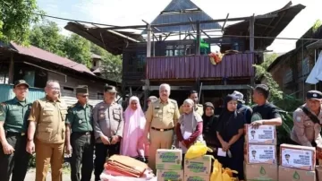 Bupati Pinrang Meninjau Lokasi Bencana di Beberapa Titik