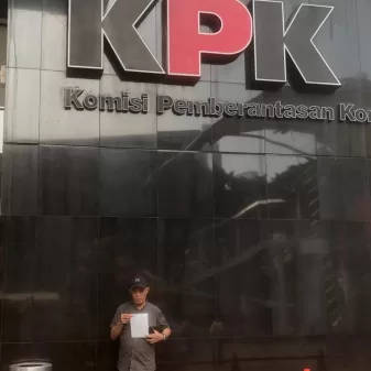 Selain Komnas Ham, Ahli Waris Juga Kunjungi Kantor KPK Demi Pertahankan Haknya