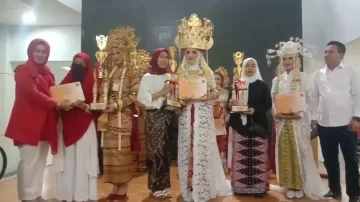 Sambut Kemerdekaan RI Ke-78 Tahun, KPBC BEKASI Giat Lomba Tata Rias Pengantin Nusantara