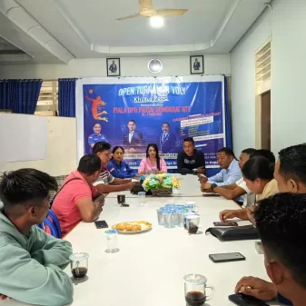 Songsong HUT Ke -22, DPD Partai Demokrat NTT Gelar Turnamen Bola Volly 