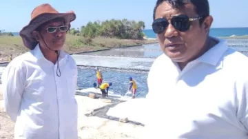 Dira Tome Tepis Isu Penyerobotan Lahan Tambak Garam Oleh PT Nataga Rai Hawu Industri