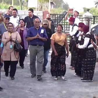 Pro Tenun Ikat Ngada, PKBM Bravostar Mataloko Sambut DJKI Kemenkumham