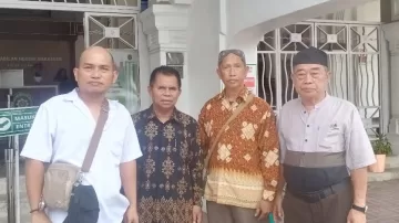 Ahli Waris Serta Pengurus Yayasan Nahdiyat Hadiri Sidang Pertama di PN Makassar