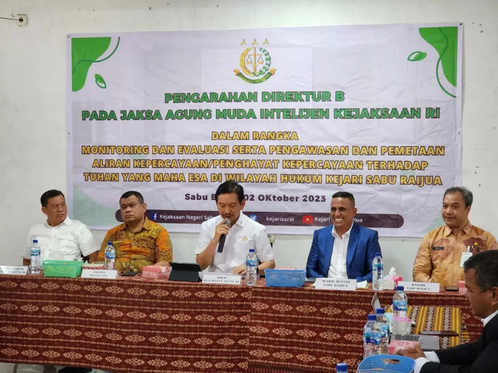 Kunjungi Sabu Raijua, Bertemu Mone Ama dan Pegiat Budaya , Ini Permintaan Direktur B JAM Intel Kejagung RI