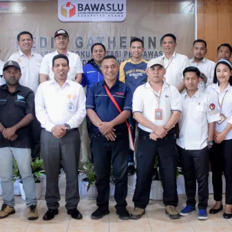 Diskusi Bawaslu Ngada Dan Pers : Enam Waspada Pemilu 2024, Awas Politik Uang