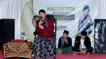 Warga Desa Waru Antusias Ikuti Peringatan Maulud Nabi Muhammad SAW Yang di Gelar Masjid Jamie Al- Mubarok