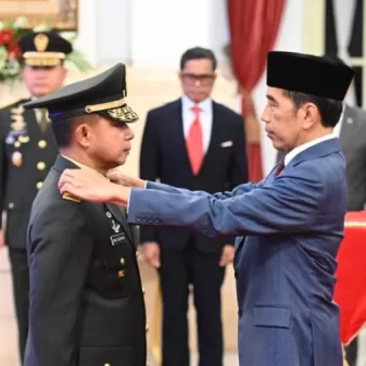 Presiden Lantik Letjen TNI Agus Subiyanto Sebagai Kepala Staf Angkatan Darat