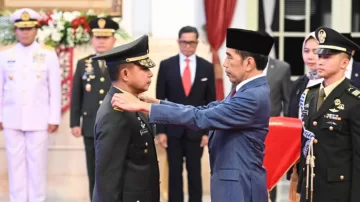 Presiden Lantik Letjen TNI Agus Subiyanto Sebagai Kepala Staf Angkatan Darat