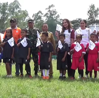 Kembangkan Sayap, Bintang Timur Atambua Launching Sekolah Bola Di Ngada