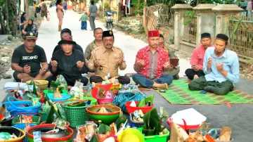 Warga Desa Kiajaran Wetan Gelar Baritan, Wujud Syukur Atas Pembangunan Jalan Cor Beton