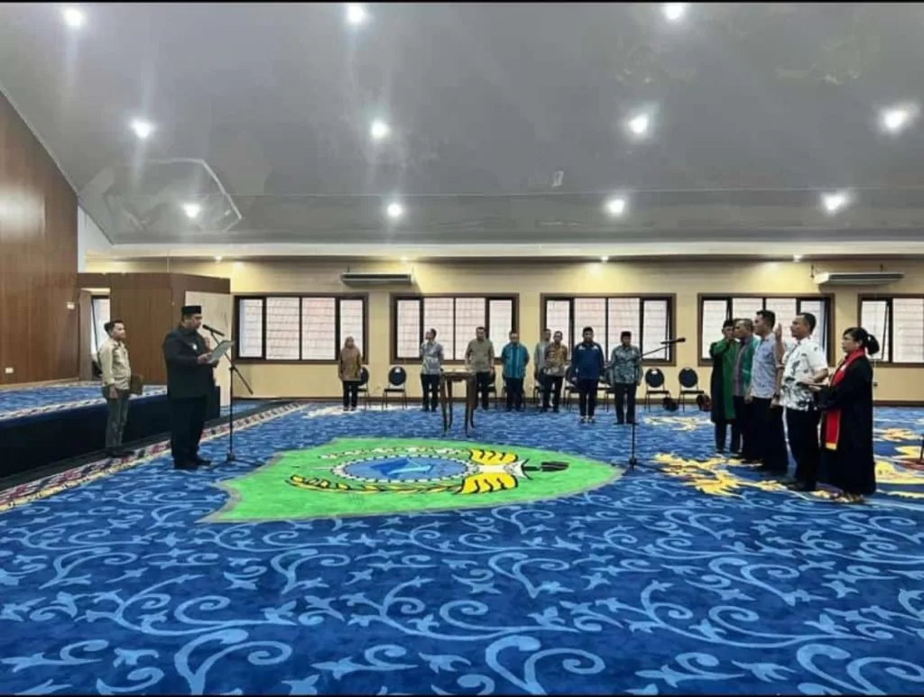 Laki P 45 Duga Ada Kepentingan Serta Permainan Anggaran Terkait Proyek Pengadaan Karpet di Ruang Pola Pemkab Maros