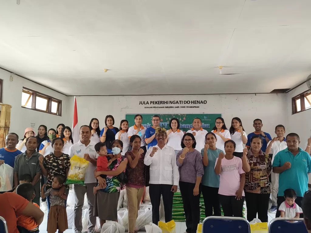 Perangi Stunting, Bank NTT Cabang Sabu Raijua, Beri Bantuan Makanan Bergizi