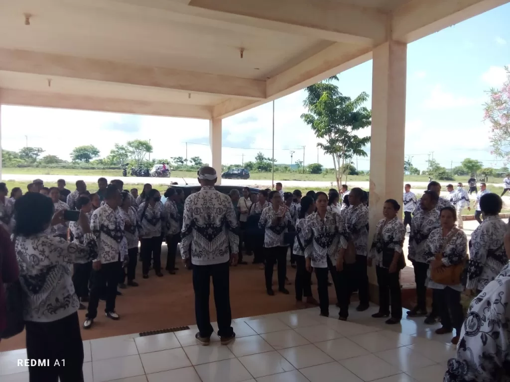 Guru dan Pansus DPRD Minta Bupati Sabu Raijua Copot Kadis PKKO Dari Jabatannya