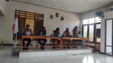 Sekcam Sabu Timur Minta Para Kades Proaktif Kontrol Program Pemberdayaan