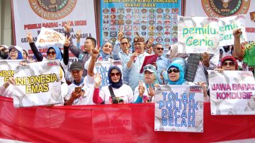 Relawan Jabar dan 163 Komunitas Deklarasi, Pemilu Damai Jaga NKRI Dipimpin Abah Anton Charliyan