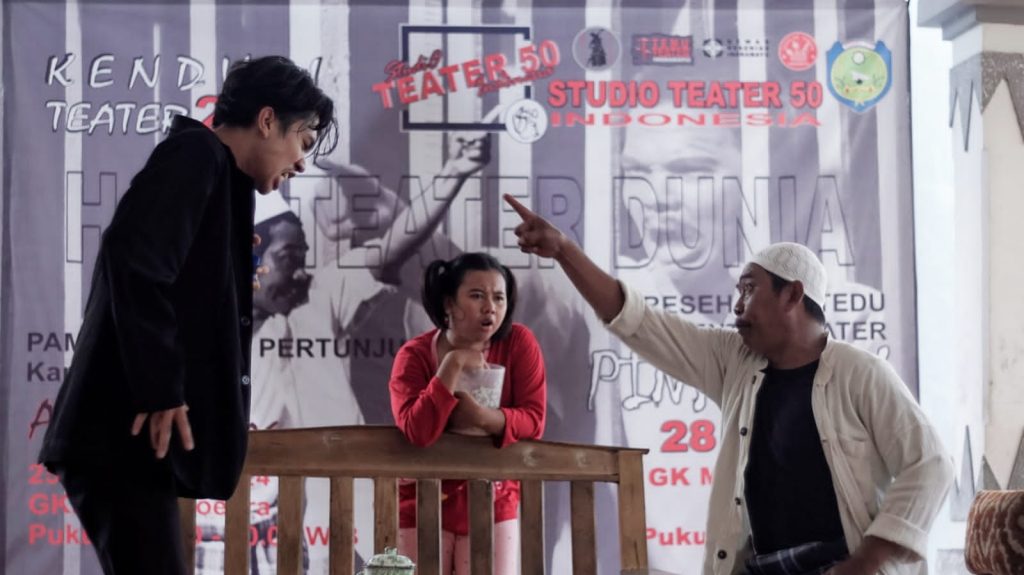 Pementasan Teater Dan Pameran Photo Pertunjukan, Memperingati Hari Teater Sedunia (HATEDU) 2024