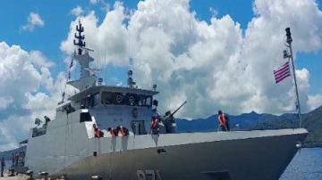 Kapal Perang Escolar 871 Ikut Amankan Semana Santa Larantuka NTT 2024