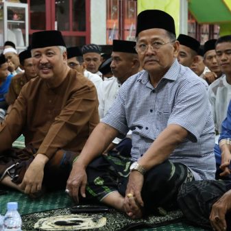 Bupati Pinrang Pimpin Tim Safari Ramadhan Sambangi Masjid Jami Tiroang
