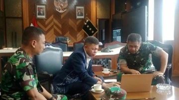 Diskusi Tanah Bandara, Penjabat Bupati Nagekeo Bertemu KSAD TNI Jenderal Maruli Simanjuntak