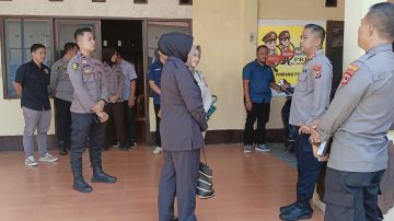 Kapolres Pinrang Cek Kebersihan Mako dan Ruangan Pelayanan