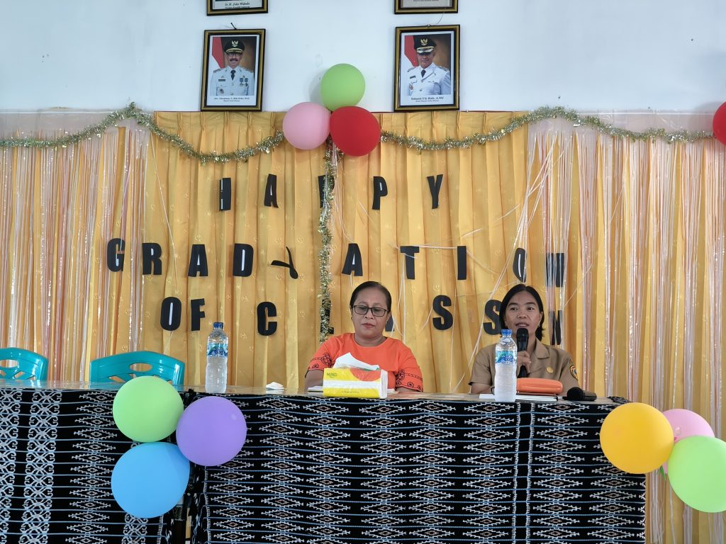 113 Siswa SMP Negeri 1 Sabu Barat Dinyatakan Lulus 100 Persen