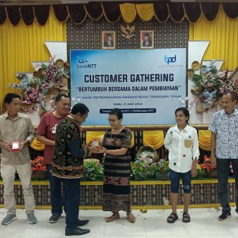 Bank NTT Cabang Sabu Raijua Gelar Costumer Gathering, Hilarius Minggu : Tanpa Nasabah dan Debitur Bank NTT Tidak Bisa Hidup