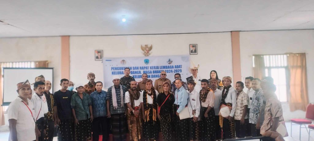 Kelurahan Danga Nagekeo NTT Kukuhkan Lembaga Adat Periode 2024-2029