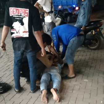 Satreskrim Unit PPA Polres Indramayu dibantu Masyarakat Sergap pelaku Pencabulan Anak di Bawah Umur