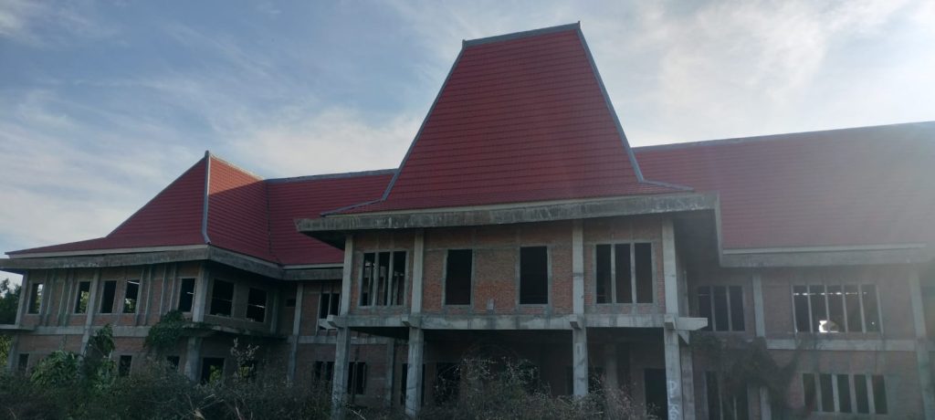 Penegasan Konradus Remi Tentang Pembersihan Lokasi Gedung DPRD Nagekeo