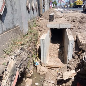 LSM KIPFA Resmi Laporkan ke Polda Sulsel Terkait Proyek Drainase di Jalan Poros Maros Makassar yang Diduga Tidak Sesuai RAB
