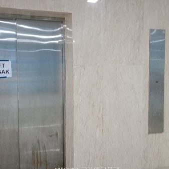 Lift Rumah Sakit Palaloi Maros Rusak Sudah Seminggu, Pasien & Pengunjung Banyak yang Mengeluh