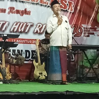 Malam Resepsi HUT RI Ke-79 Warga Desa Blega Sajikan Tarian Khas Madura