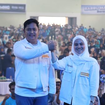 Dihadiri Ribuan Massa, Dokter Ulfah-MHG Deklarasi Maju Pilkada Barru 2024